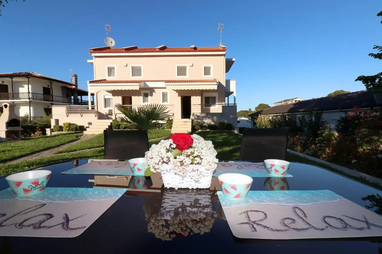 Villa Jullia & Rosa Вурвуру
