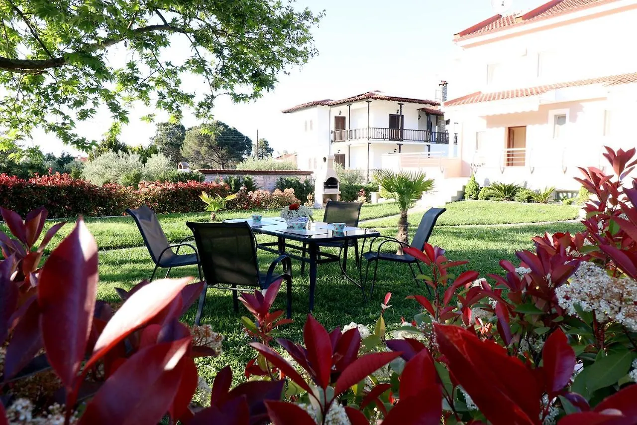 Villa Jullia & Rosa Вурвуру